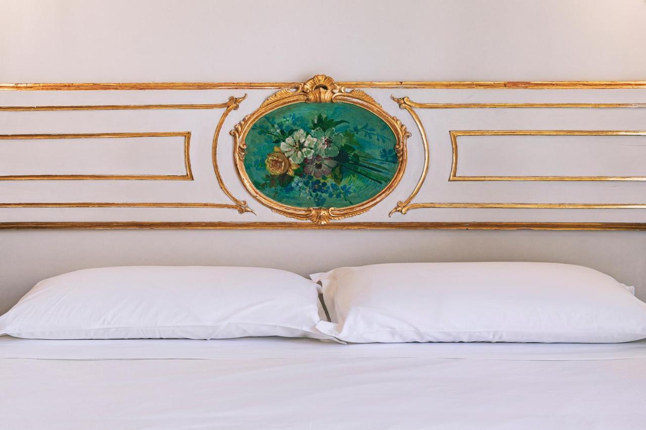 La Smorfia Hotel Napoli Eksteriør billede